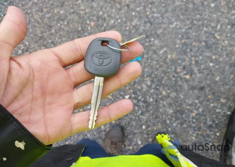 2011 Toyota Highlander Base V6 z USA, uszkodzony, nr VIN 5TDBK3EH8BS050146